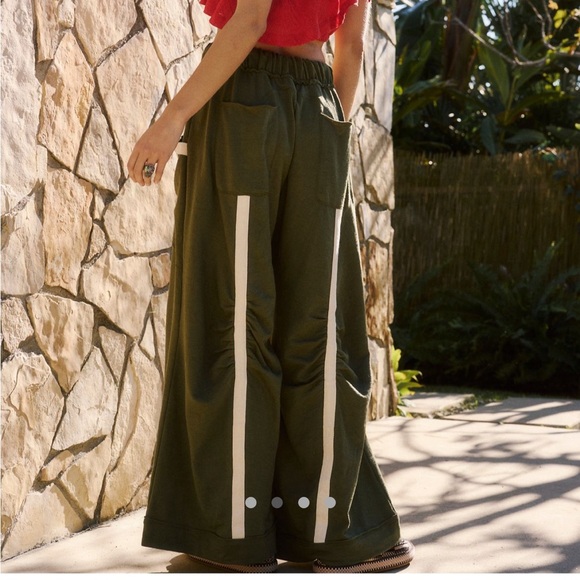 Free people ‘free-est’ collection. Sophie pants. - Picture 2 of 5